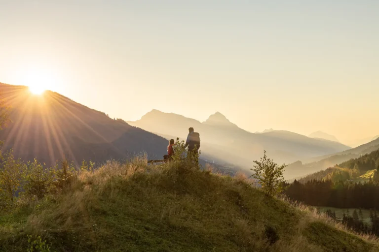 Der Alpenhof Wolayersee befindet sich inmitten des Wanderparadies Lesachtal